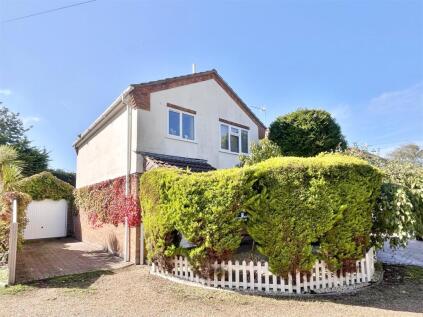 Thomas Lockyer Close, Verwood, Dorset, BH31