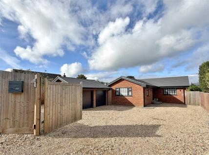 Camel Green Road, Alderholt, Fordingbridge, Hampshire, SP6