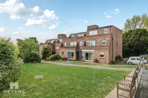 Fourgates Road, Dorchester, DT1 2