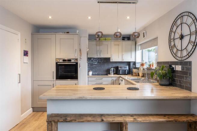 23-hill-close-04 copy.jpg