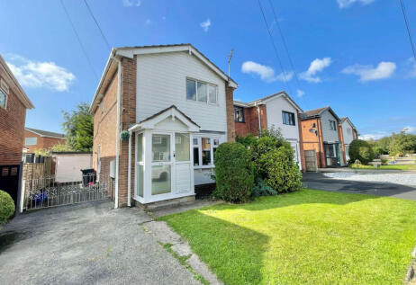 Bleasdale Avenue,  Staining, FY3