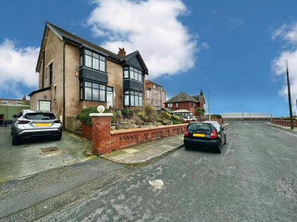 Madison Avenue, Bispham, FY2