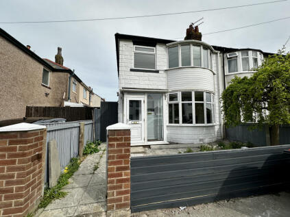 Manor Drive,  Cleveleys, FY5