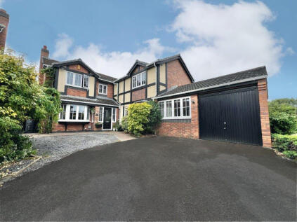 Beaumont Gardens,  Carleton, FY6