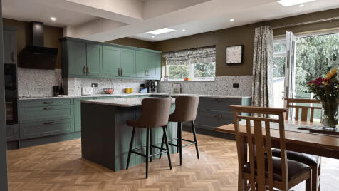 Farnham Way,  Carleton, FY6