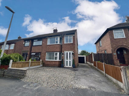 Highcroft Avenue, Bispham, FY2