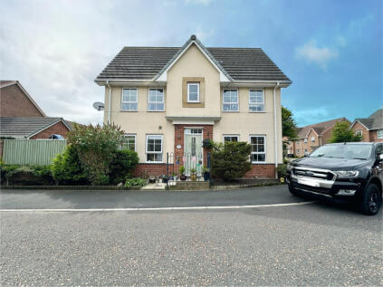 Hawthorn Drive, Thornton, FY5