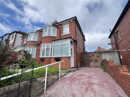 Beaufort Avenue, Bispham, FY2