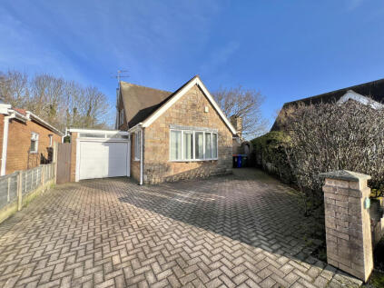 St. Martins Court, Thornton, FY5