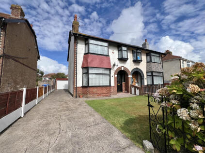 Carr Gate,  Cleveleys, FY5