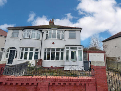 Lyddesdale Avenue, Cleveleys, FY5