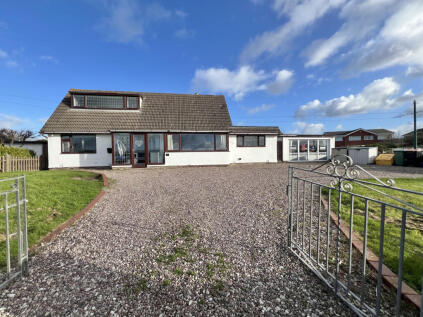 Broadway,  Fleetwood, FY7