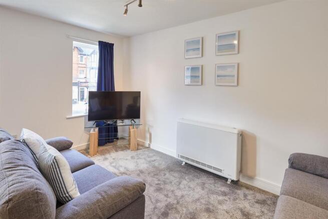 Copy of stay-north-yorkshire-royal-sands-6-scarbro