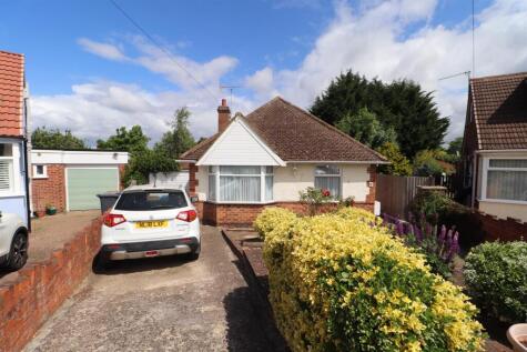 Detached Bungalow with Garage and Gardens, Delapre