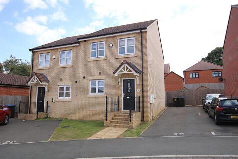 Grassland Way, Northampton