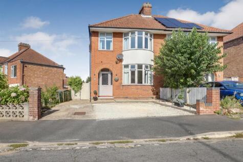 Ascot Drive, Ipswich