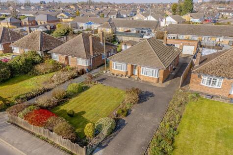 Hawthorn Bank, Spalding
