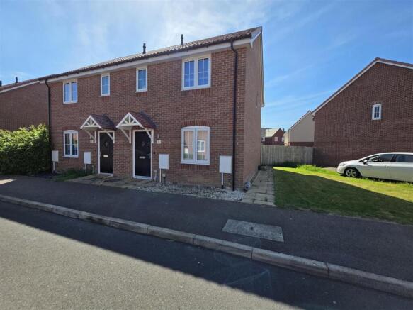 29 Willow Court front.jpg