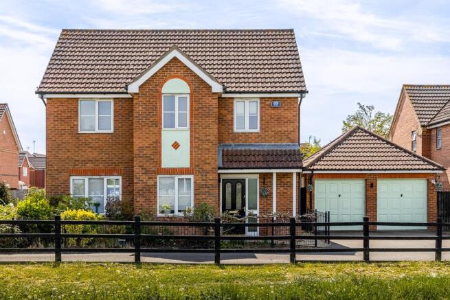 2 Greenwich Avenue (Holbeach)-4.jpg