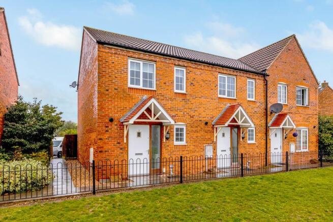 3 Perry Close (Spalding)-5.jpg