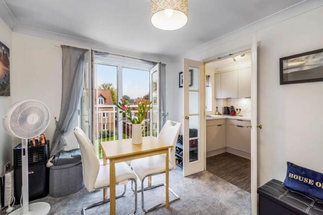 48 Swallows Court (Spalding)-16.jpg