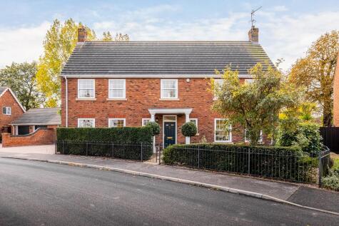 The Spires, Sutterton