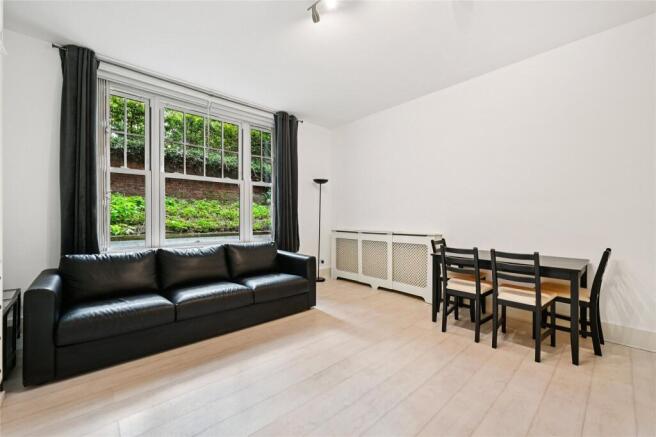 Studio Room