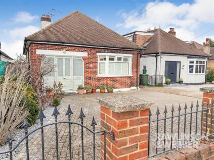 Merton Way, West Molesey