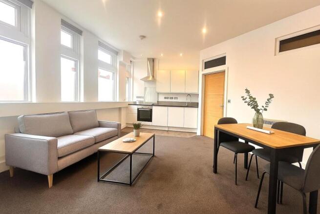 WhatsApp Image 2025-10-06 at 11.04.45_e65ac08c.1.j