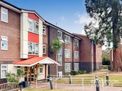 Firs Close, Claygate, Esher