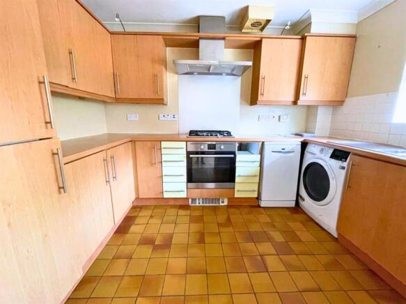 WhatsApp Image 2025-05-13 at 16.52.09_b3bed138 - E