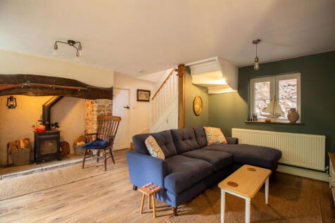 Cleeve Hill Road, Cleeve