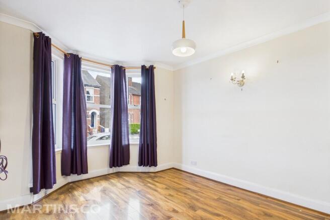 CAM01953G0-PR0105...