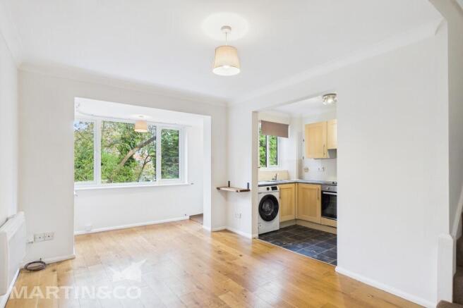 CAM01953G0-PR0127...