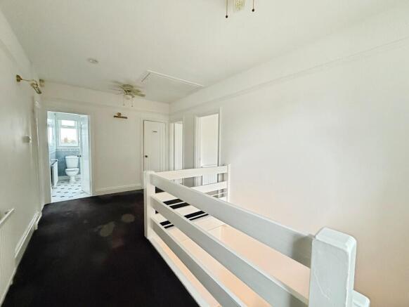 7718902c-Photo 20...