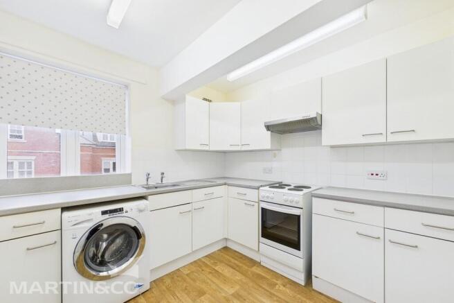 CAM01953G0-PR0141...