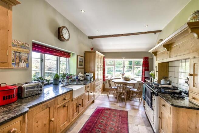DSC_3951-Edit_kitchen.JPG