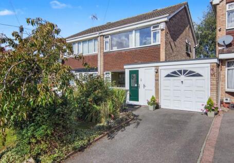 Beverley Avenue, Nuneaton, CV10