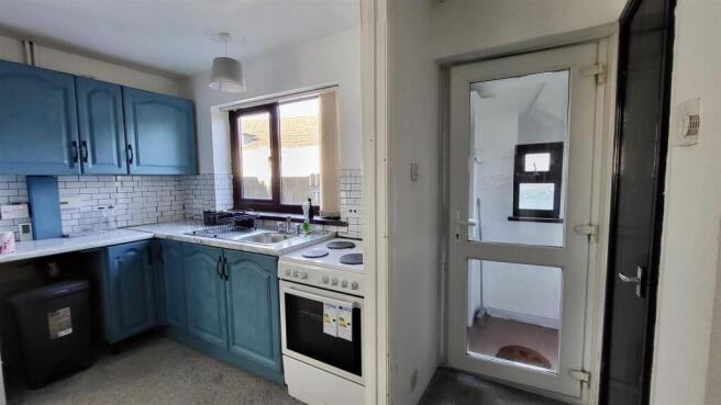 Lounge/Kitchen