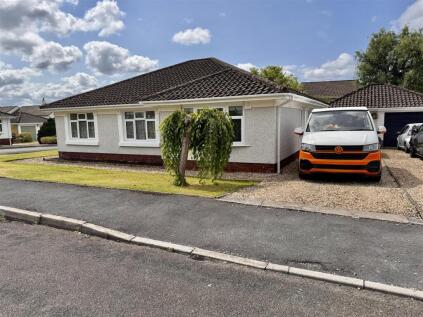 Heol Ceirios, Llandybie, Ammanford