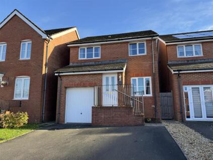 Dol Y Dderwen, Ammanford