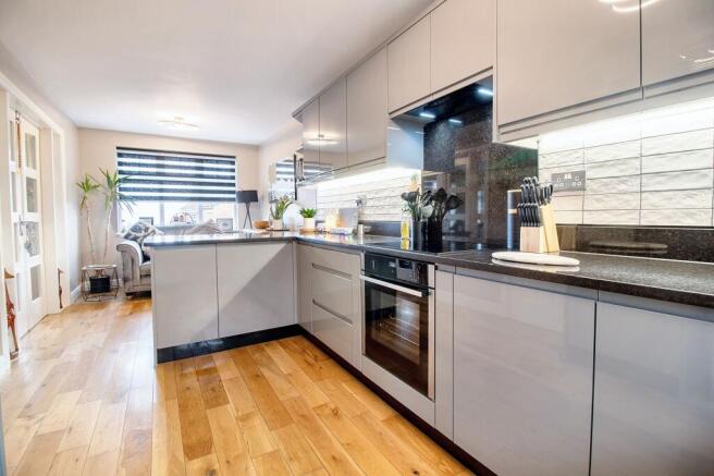 Kitchen / Breakfast Room