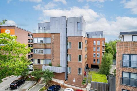 Wood Street, Farringdon House Wood Street, RH19