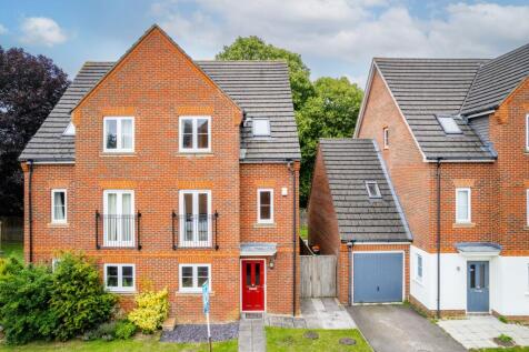 Halton Road, Kenley, CR8