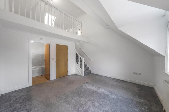 Principal bedroom