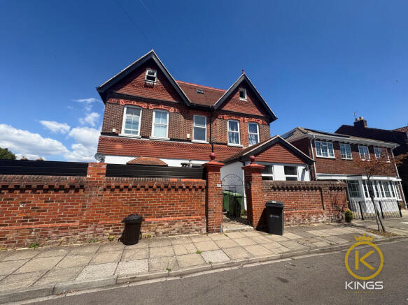 43 EDMUND ROAD