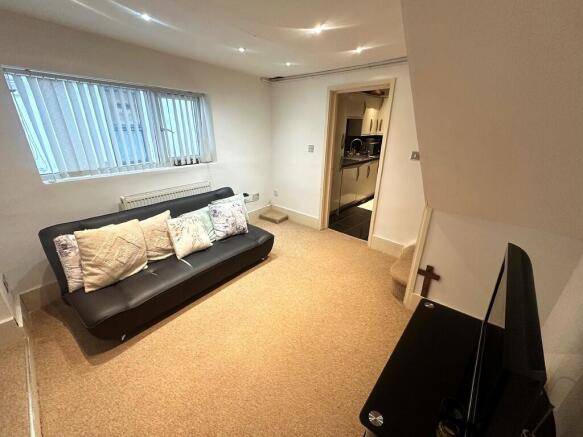 Flat 2