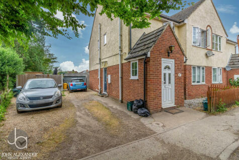 Tiptree - 2 bedroom maisonette for sale