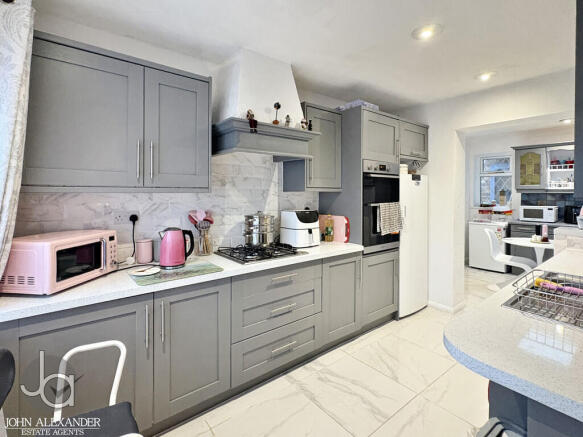 20251209_14485285...