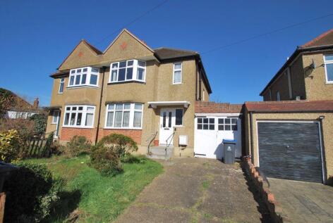 Selwood Road, Chessington